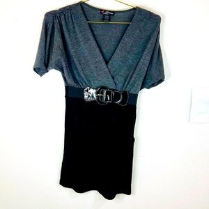 Delirious Gray Black Belted Short Sleeve Mini Dress Small 31” Length Stretchy